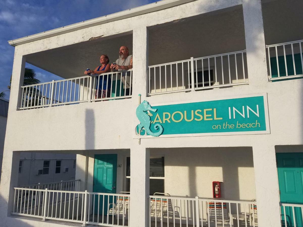 Carousel Beach Inn 포르 마이어스 비치 외부 사진